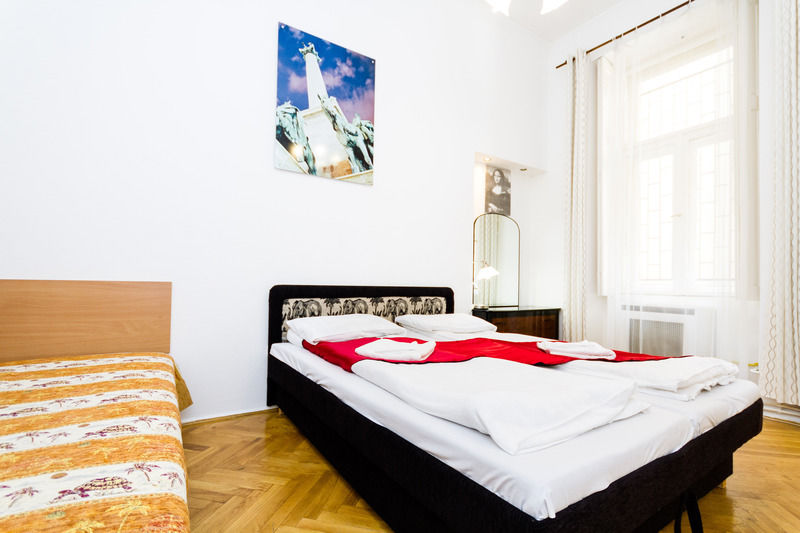 Grand Boulevard Apartments Budapest Exterior foto